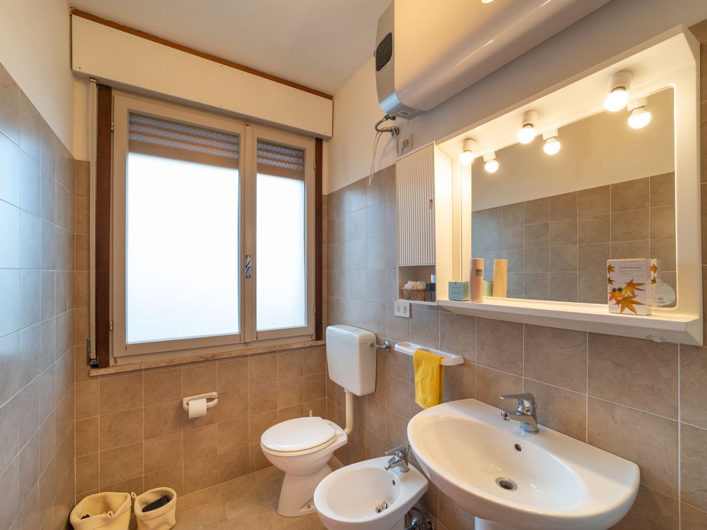 Ferienwohnung mit Klimaanlage und Balkon
