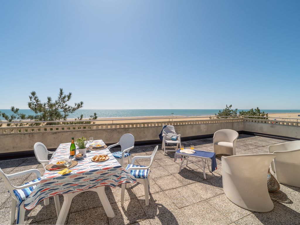 Ferienwohnung mit Klimaanlage und Balkon