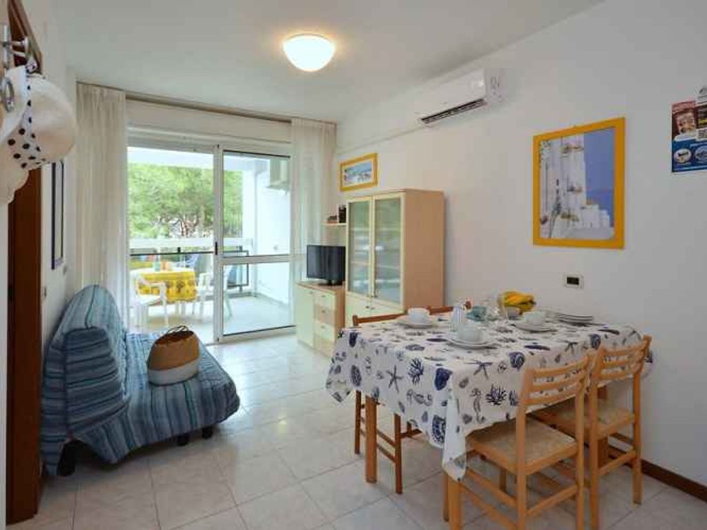 Ferienwohnung mit Klimaanlage und Balkon