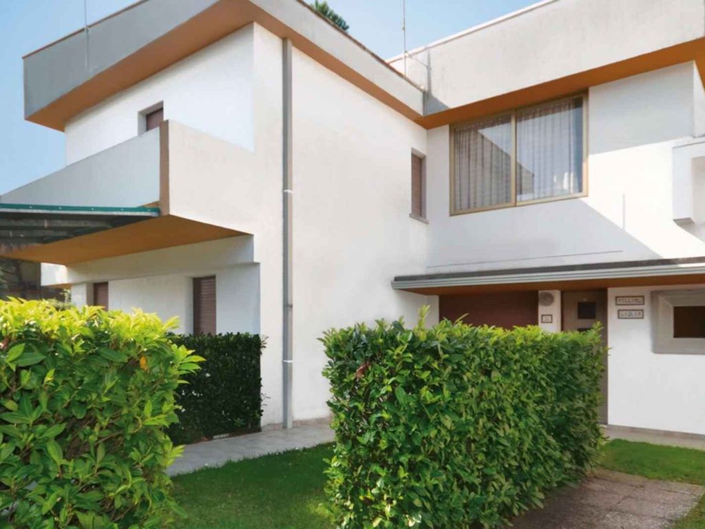 Bungalow mit Klimaanlage, Terrasse und Garten