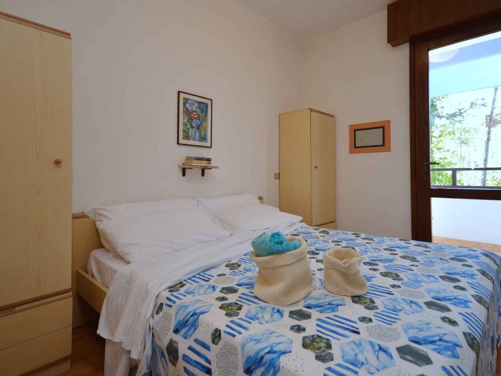 Ferienwohnung mit Klimaanlage und Balkon