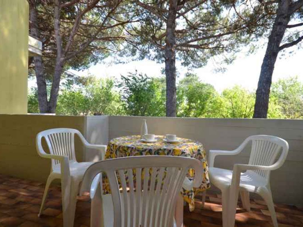 Ferienwohnung mit Klimaanlage, Balkon und Pool