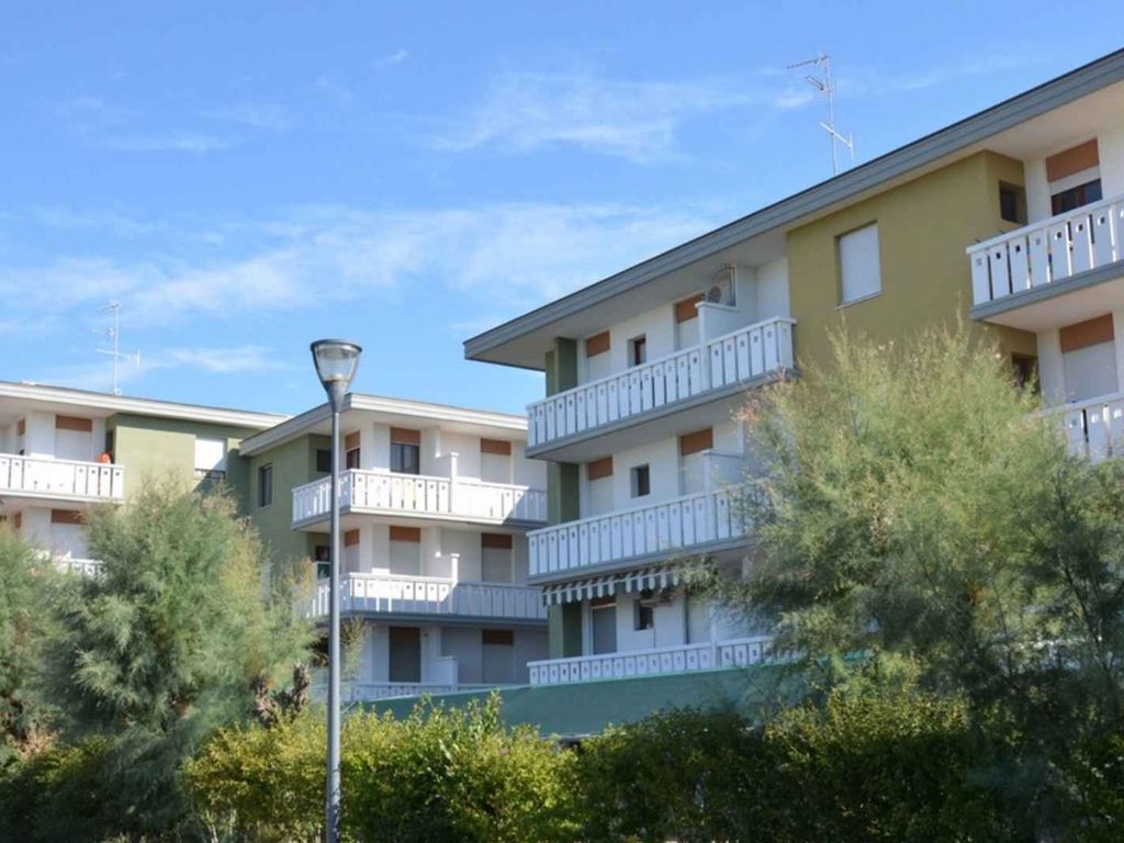 Ferienwohnung mit Klimaanlage und Balkon