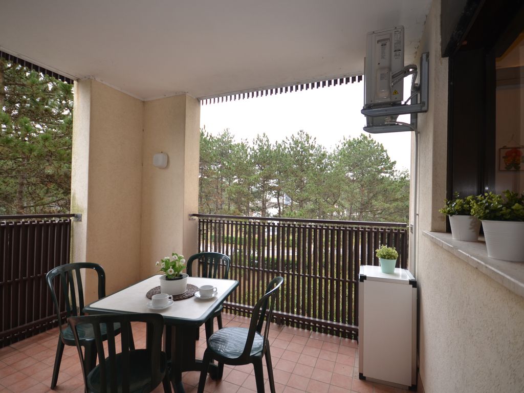 Ferienwohnung mit Klimaanlage und Balkon