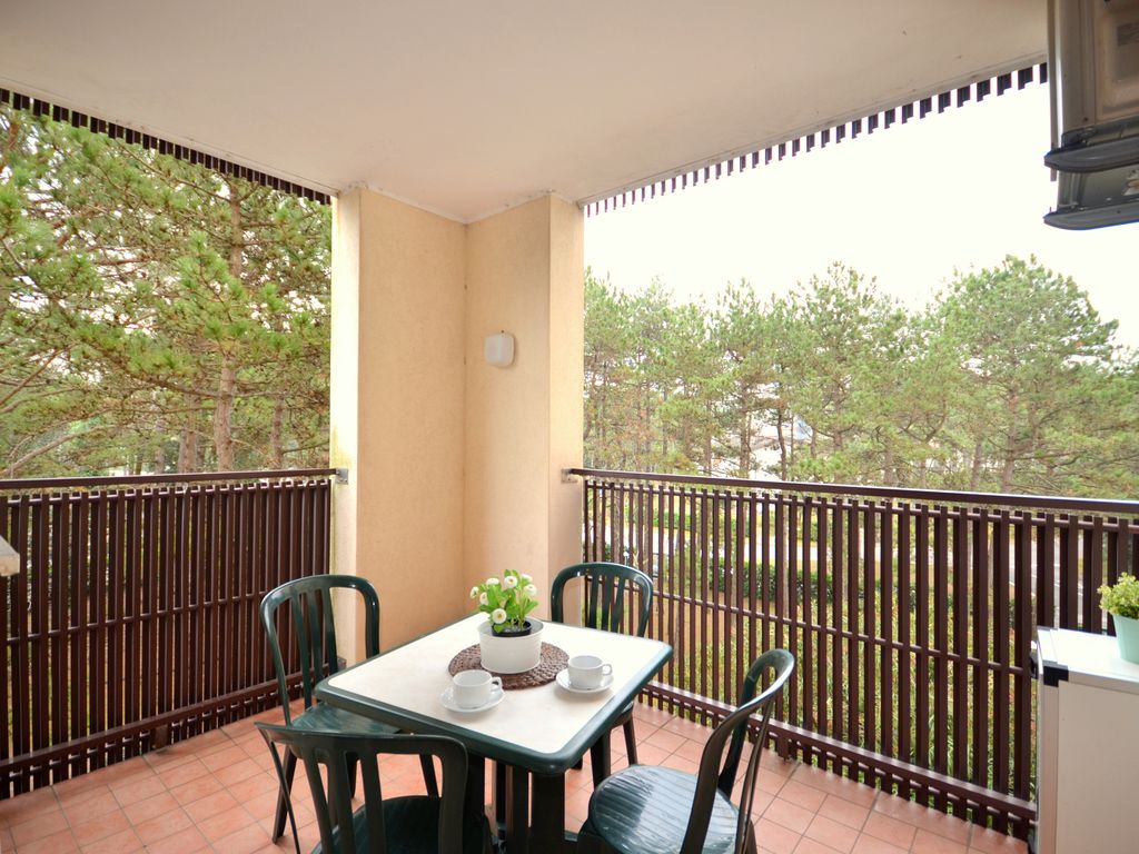 Ferienwohnung mit Klimaanlage und Balkon