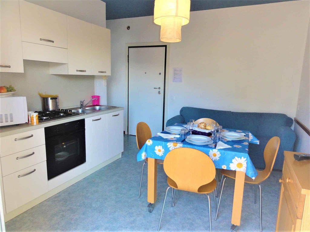 Ferienwohnung 100 m von Strand