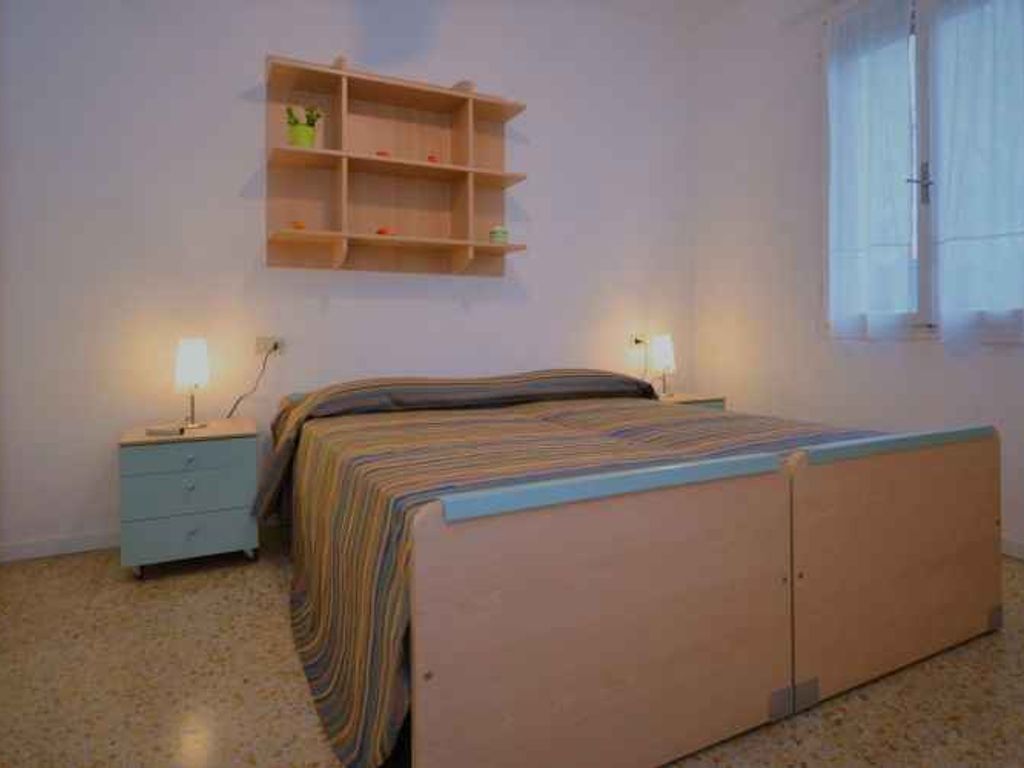 Ferienwohnung mit Klimaanlage und Balkon