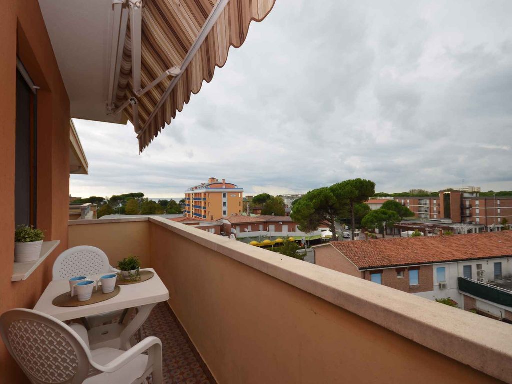 Ferienwohnung mit Klimaanlage und Balkon