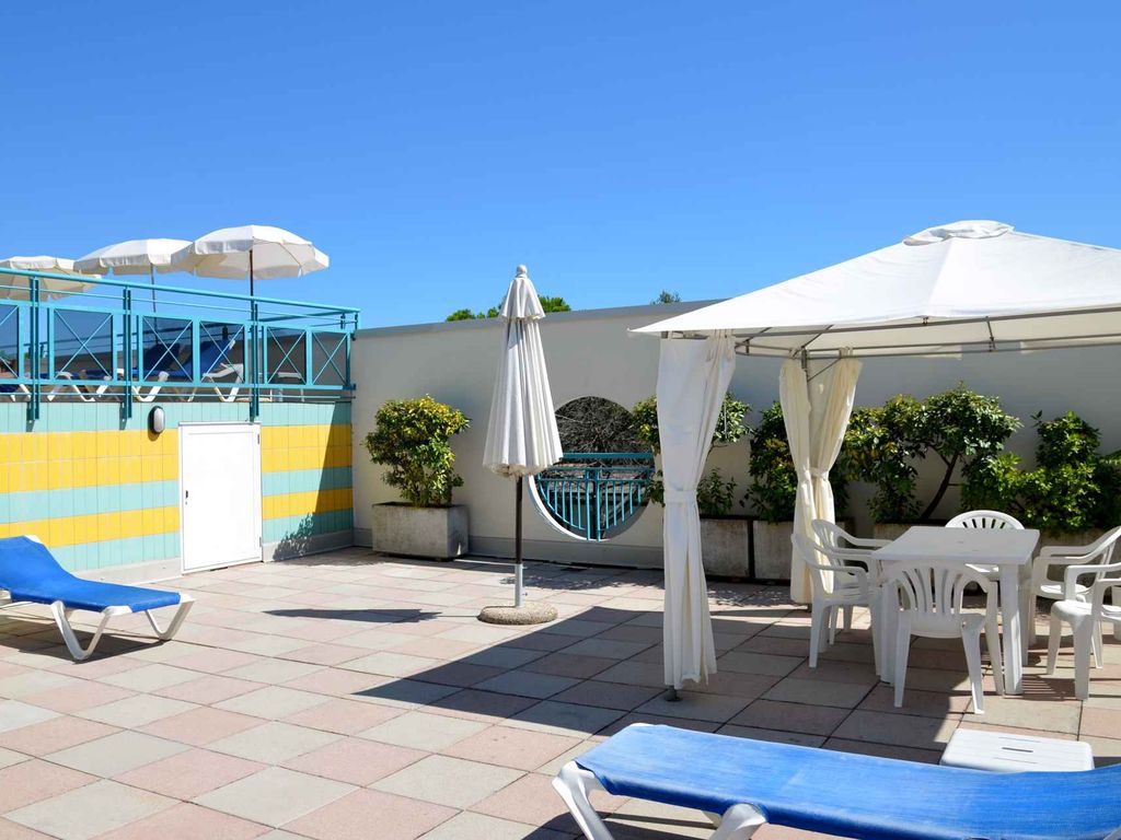 Ferienwohnung mit Klimaanlage und Terrasse