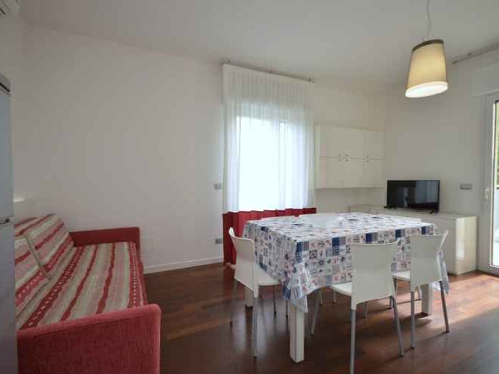 Ferienwohnung mit Klimaanlage und Balkon