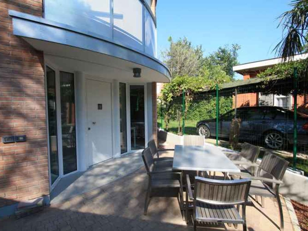 Ferienwohnung mit Klimaanlage und Terrasse