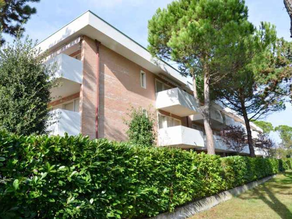 Ferienwohnung mit Klimaanlage, Garten und Pool