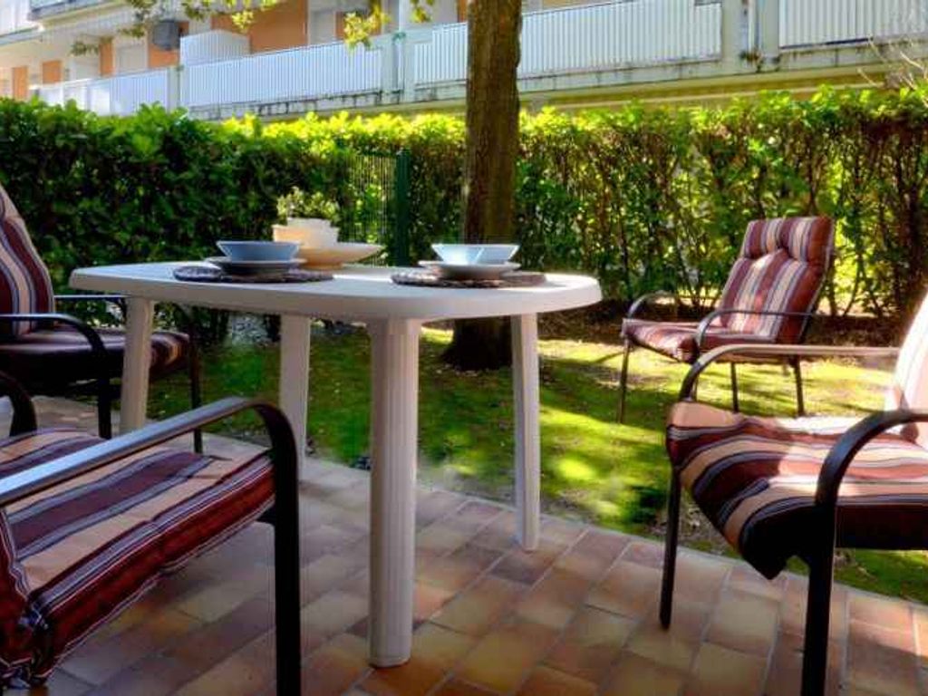 Ferienwohnung mit Klimaanlage, Garten und Pool