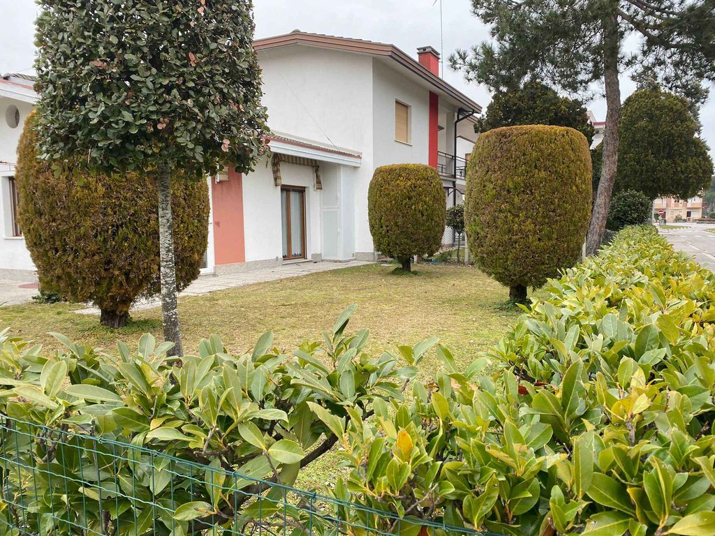 Ferienwohnung mit Klimaanlage und Gartenterasse