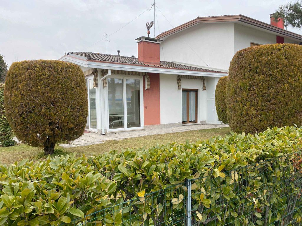 Ferienwohnung mit Klimaanlage und Gartenterasse