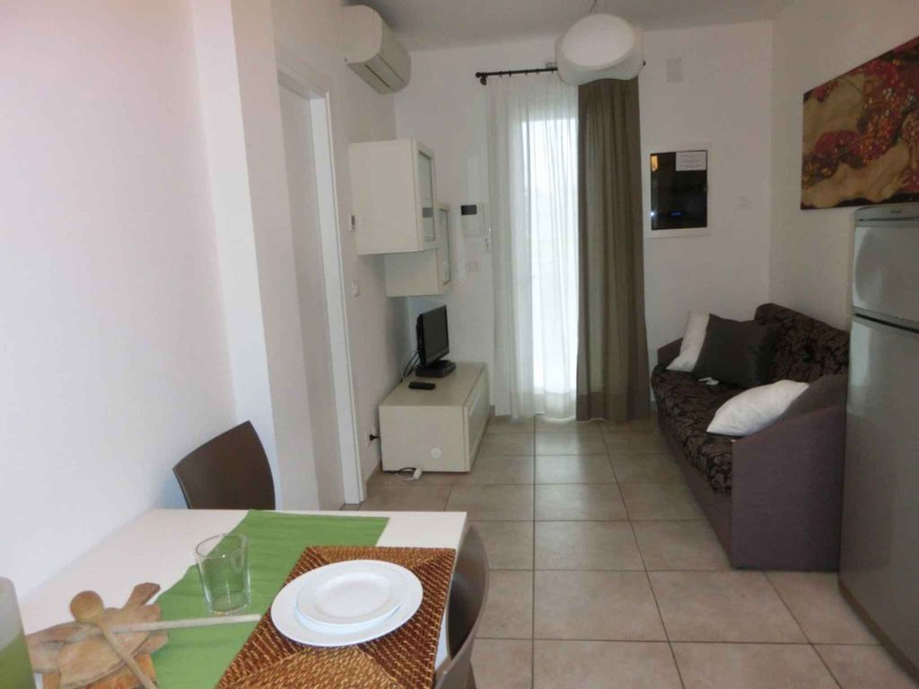 Ferienwohnung mit Klimaanlage und Balkon
