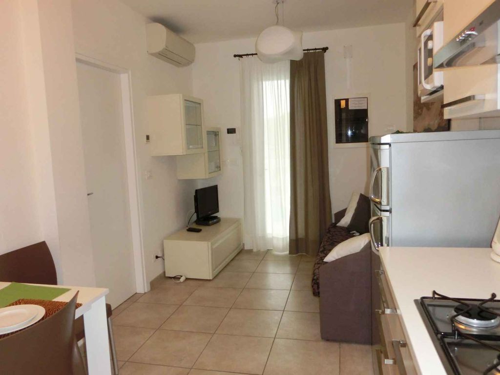 Ferienwohnung mit Klimaanlage und Balkon