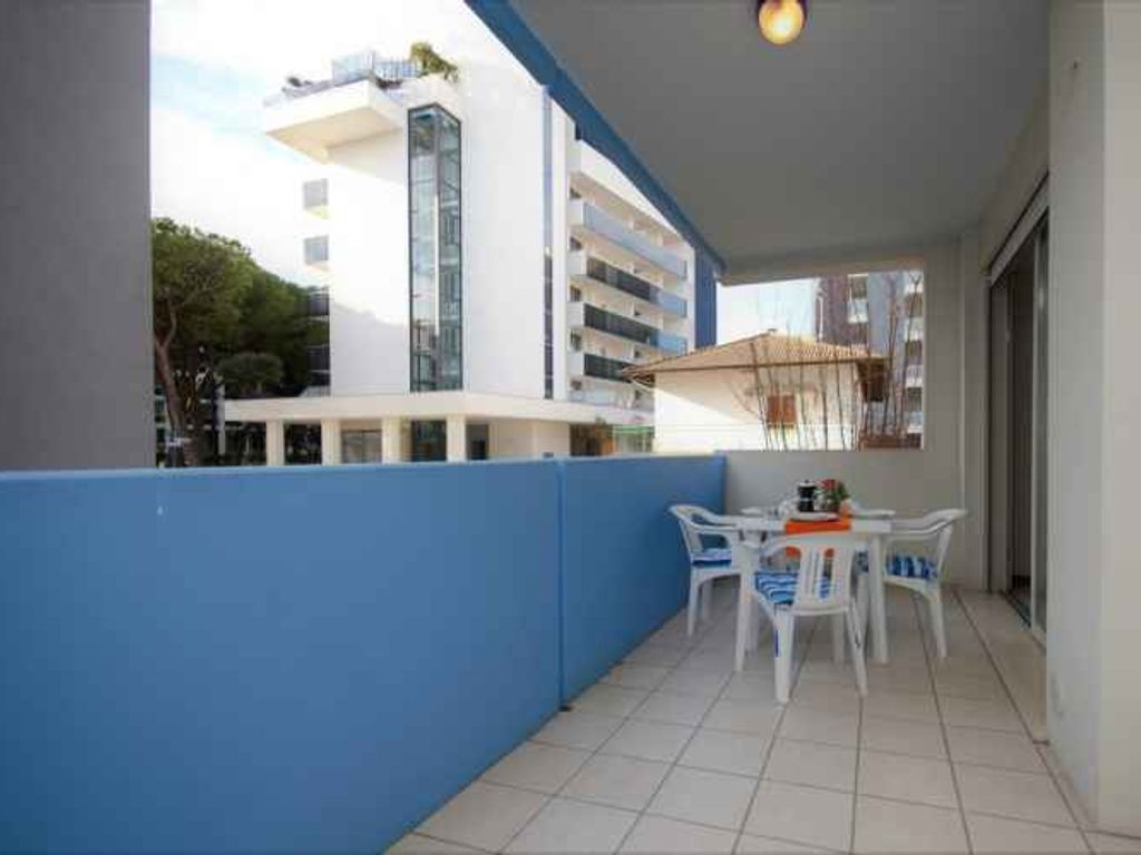 Ferienwohnung mit Klimaanlage und Balkon