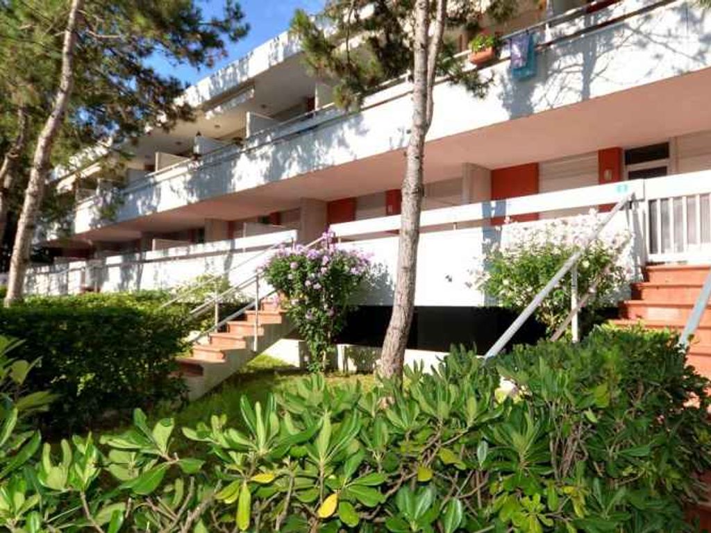 Ferienwohnung mit Klimaanlage und Balkon
