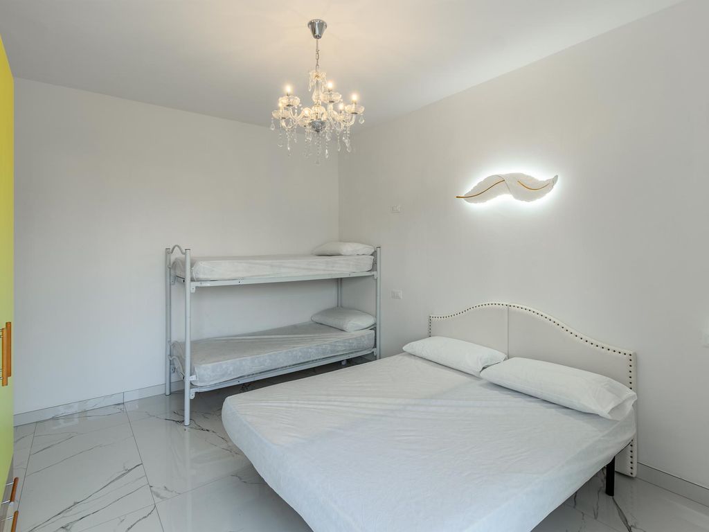Ferienwohnung mit Klimaanlage, Gemeinschaftsgarten und Pool