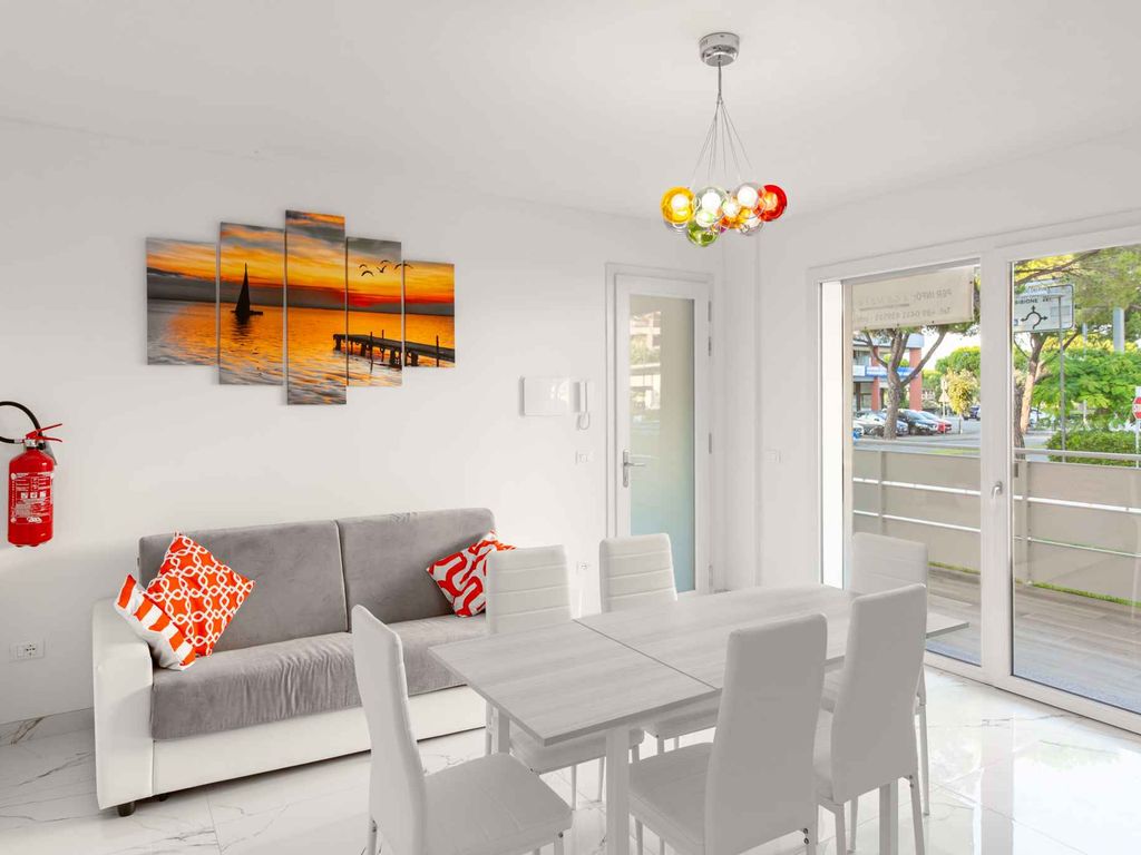 Ferienwohnung mit Klimaanlage, Gemeinschaftsgarten und Pool