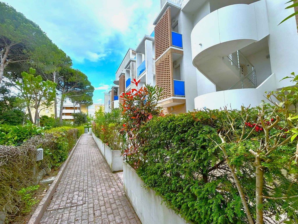 Ferienwohnung zweistöckiges Penthouse mit Blick auf den Kiefernwald