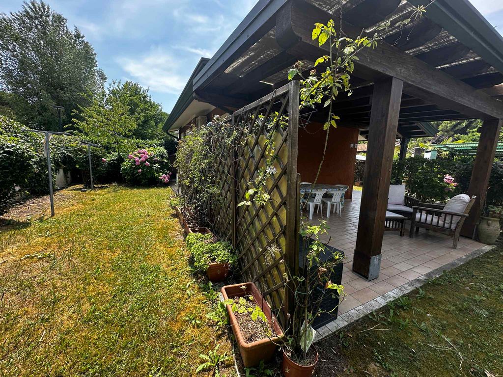 Ferienwohnung mit großem privaten Garten