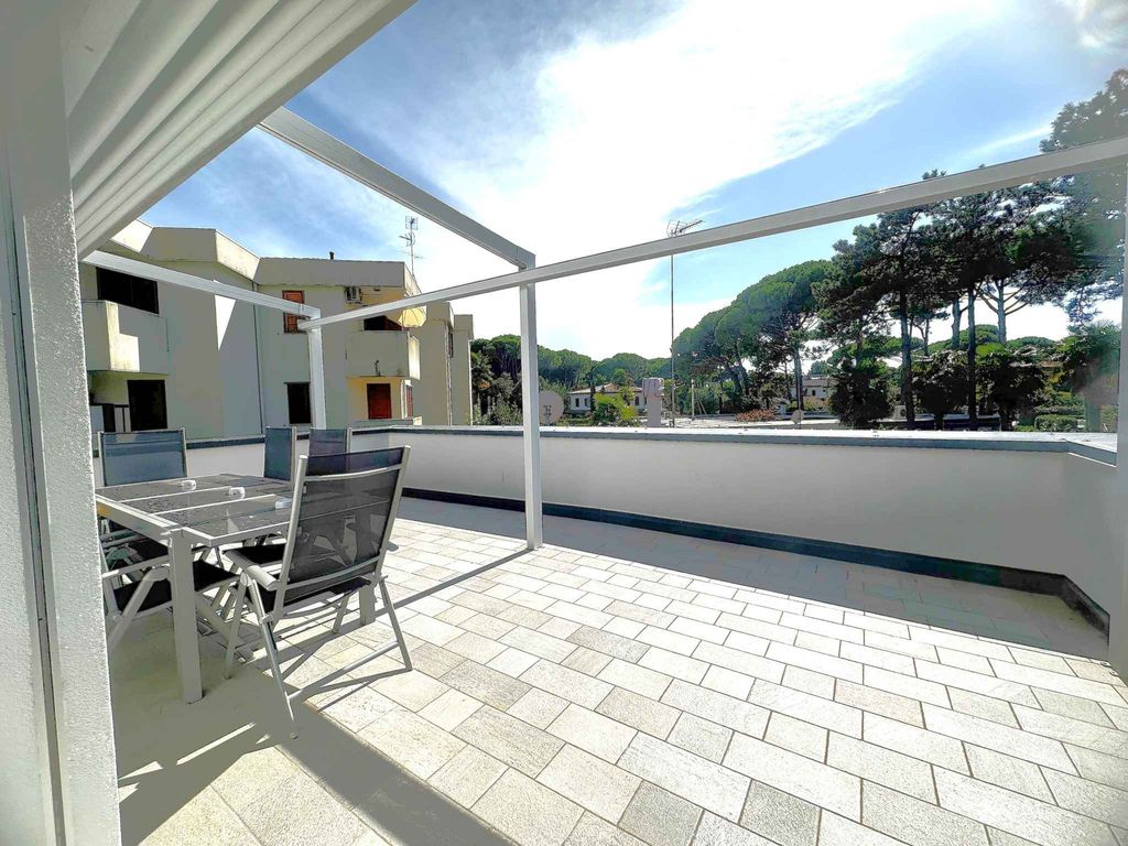 Ferienwohnung im ersten Stock mit einer großen Terrasse