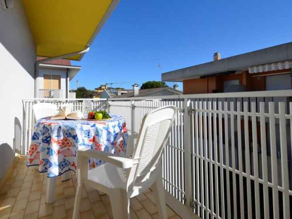 Ferienwohnung mit Klimaanlage und Balkon