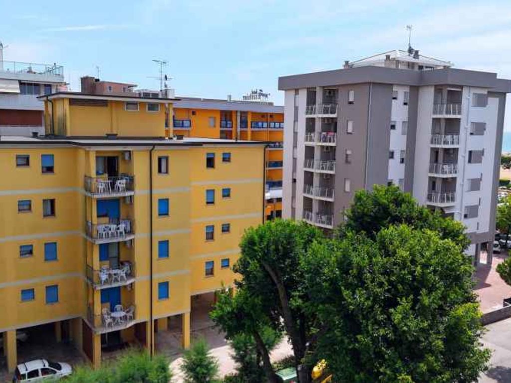 Ferienwohnung mit Klimaanlage und Balkon mit Meerblick