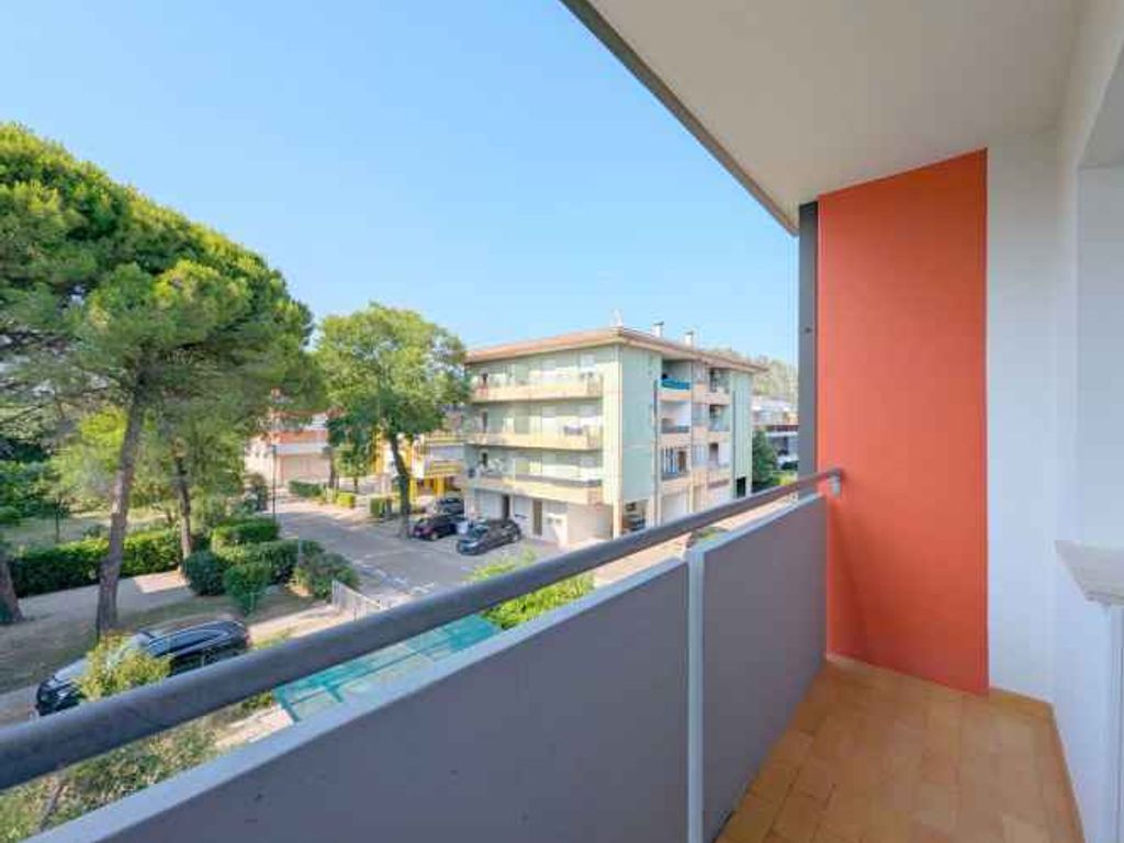 Ferienwohnung mit Klimaanlage und Balkon