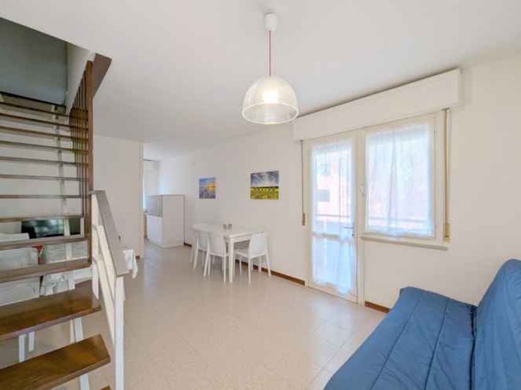 Ferienwohnung mit Klimaanlage und Balkon