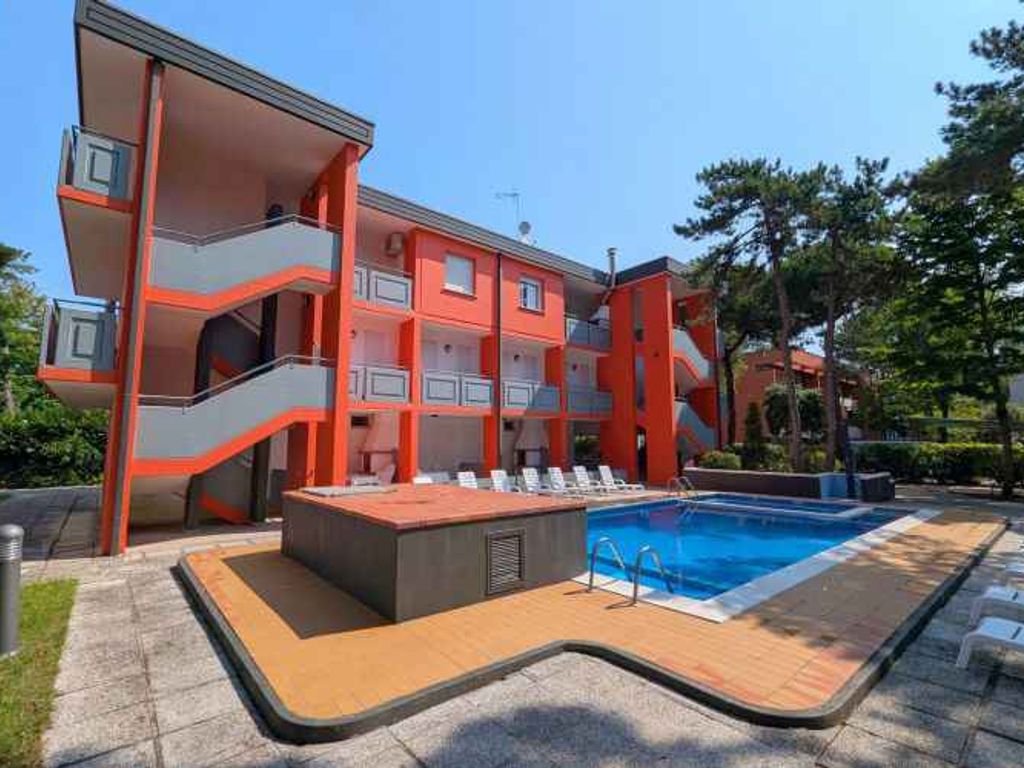 Ferienwohnung mit Klimaanlage und Balkon