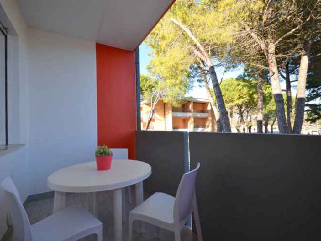Ferienwohnung mit Klimaanlage und Balkon
