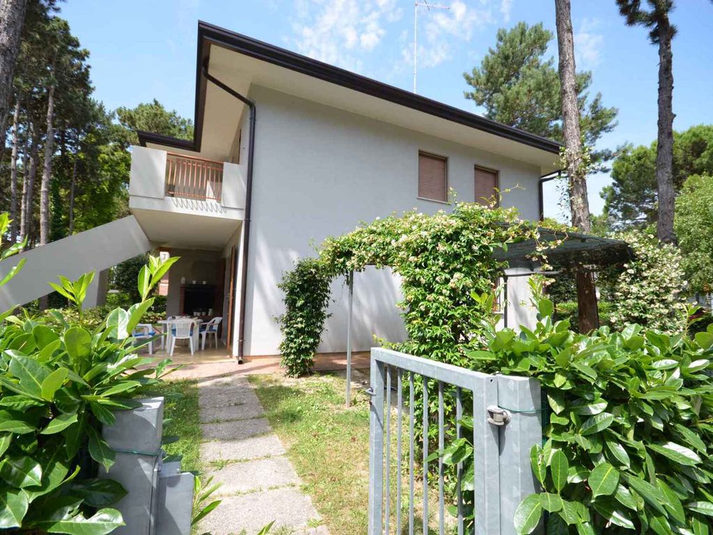 Ferienwohnung mit Klimaanlage und Garten