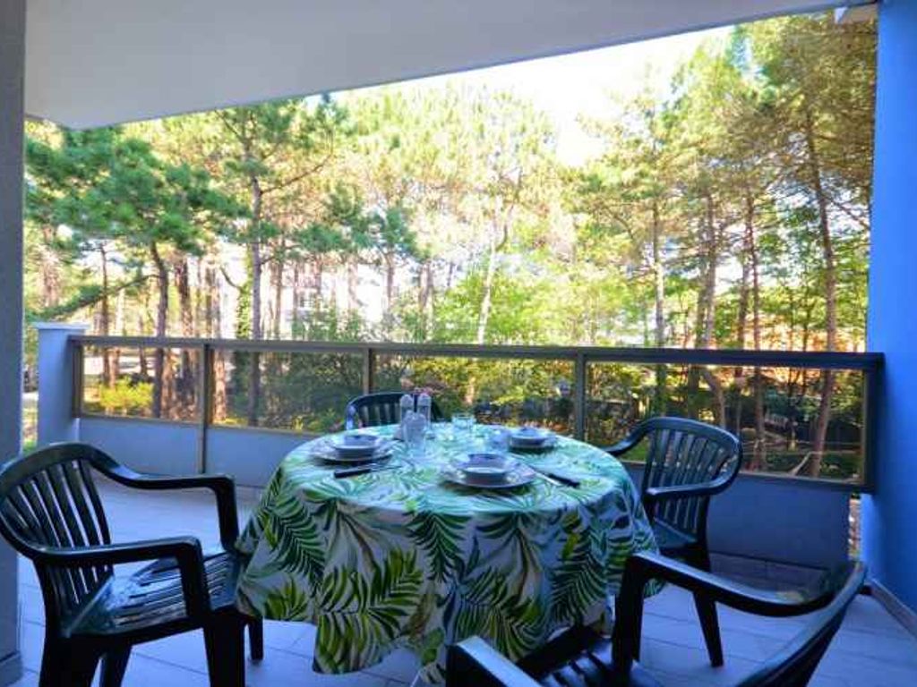 Ferienwohnung mit Klimaanlage und Balkon