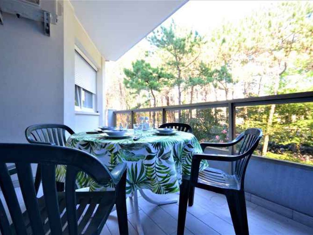 Ferienwohnung mit Klimaanlage und Balkon
