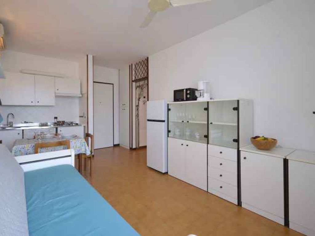 Ferienwohnung mit Klimaanlage und Balkon