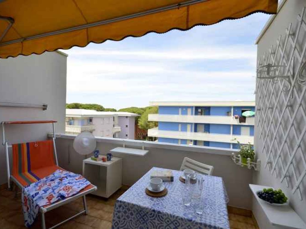 Ferienwohnung mit Klimaanlage und Balkon