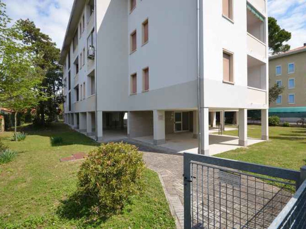 Ferienwohnung mit Klimaanlage und Balkon
