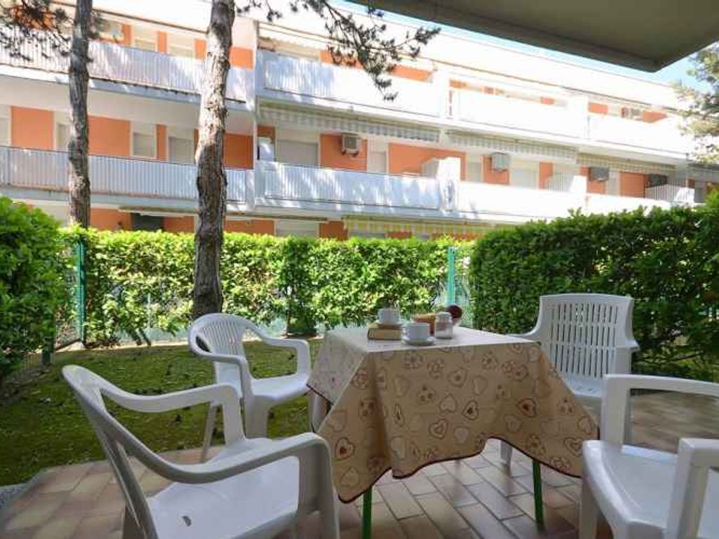 Ferienwohnung mit Klimaanlage, Garten und Pool