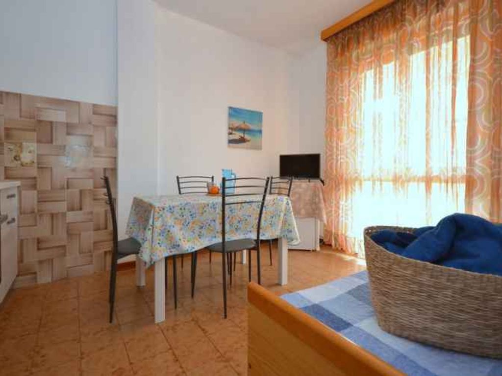 Ferienwohnung mit Klimaanlage und Balkon