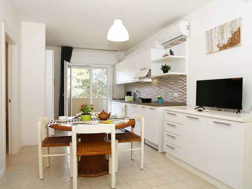 Ferienwohnung mit Klimaanlage und Balkon