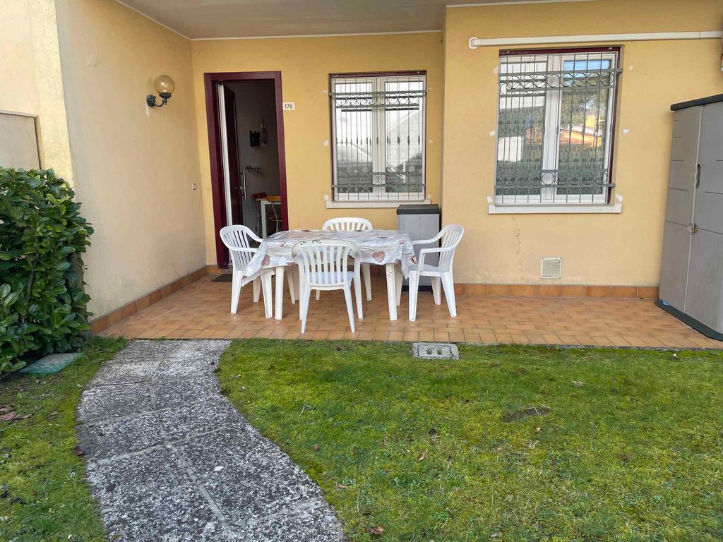 Ferienwohnung mit Klimaanlage und Terrasse