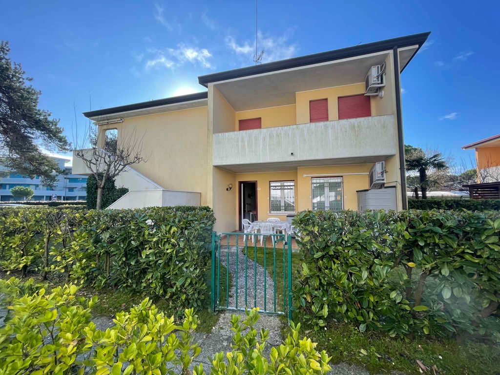 Ferienwohnung mit Klimaanlage und Terrasse