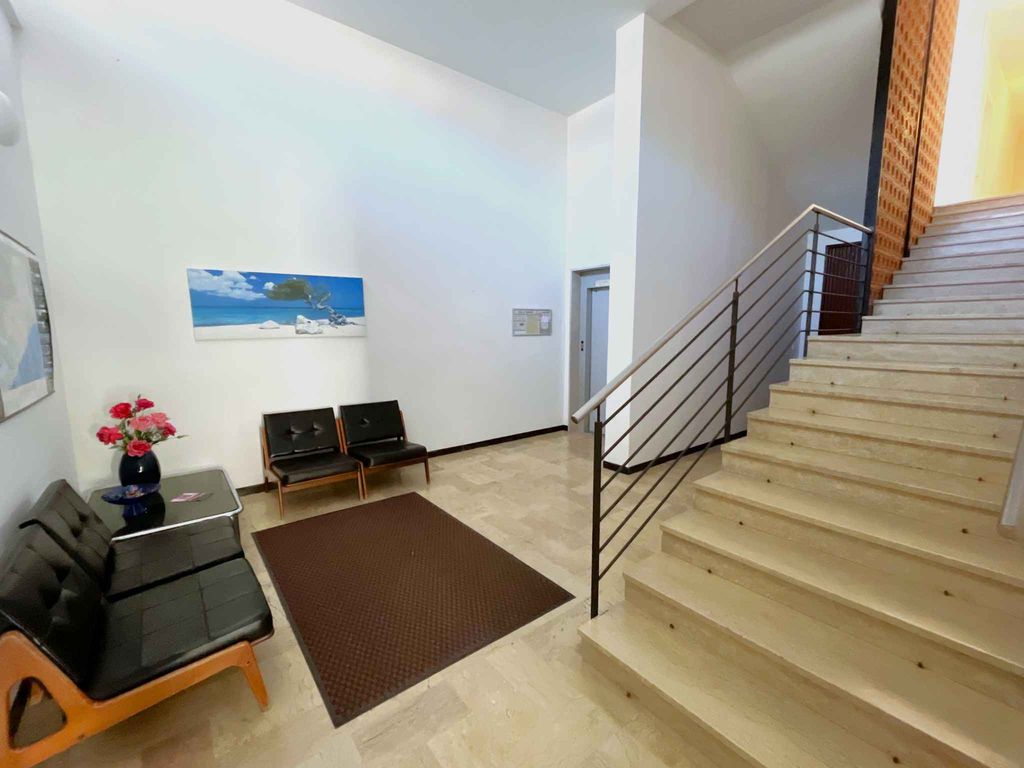 Ferienwohnung mit Klimaanlage und Balkon