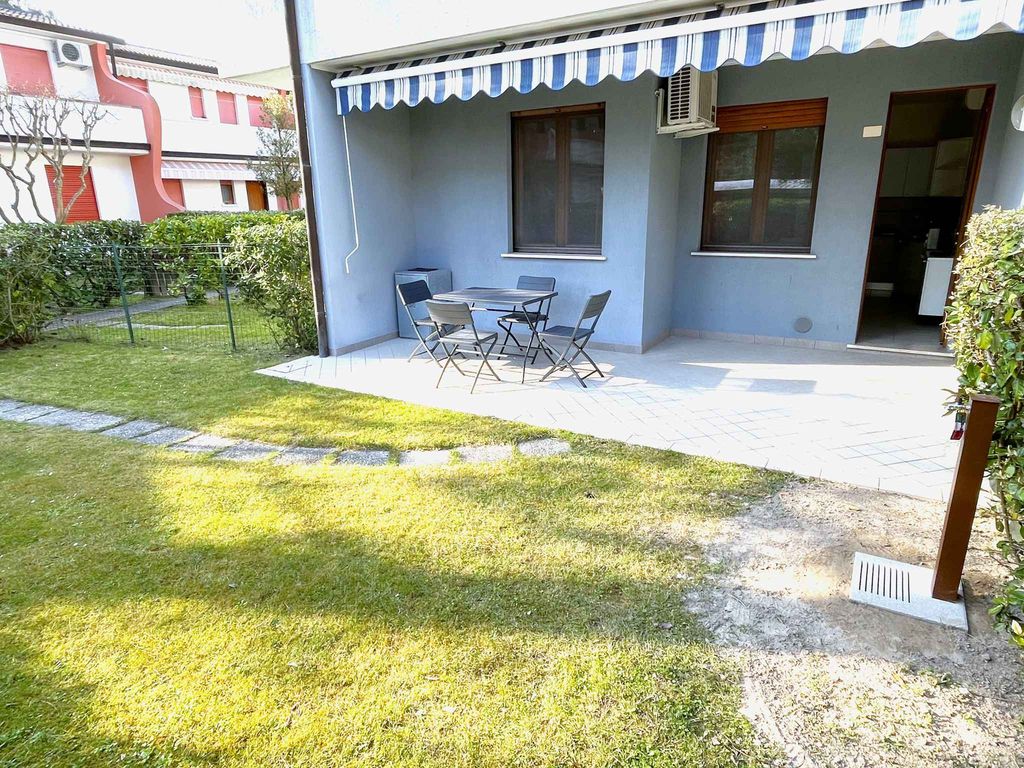 Ferienwohnung mit Klimaanlage und Terrasse