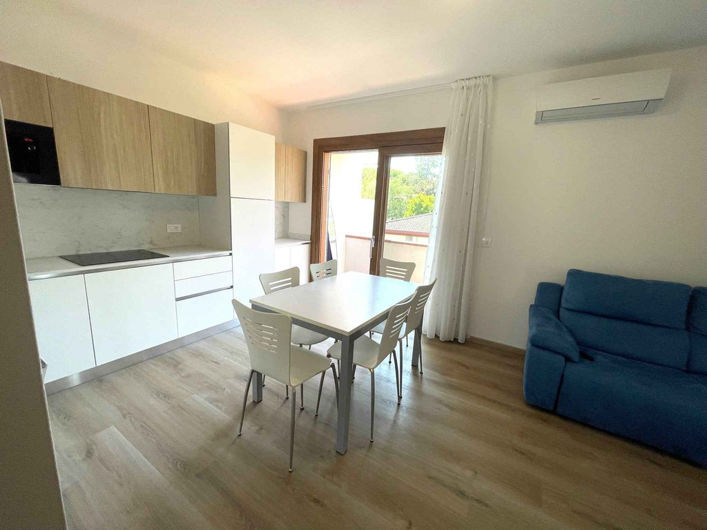 Ferienwohnung mit Klimaanlage, Balkon und Terrasse