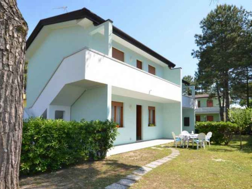 Ferienwohnung mit Klimaanlage und Balkon