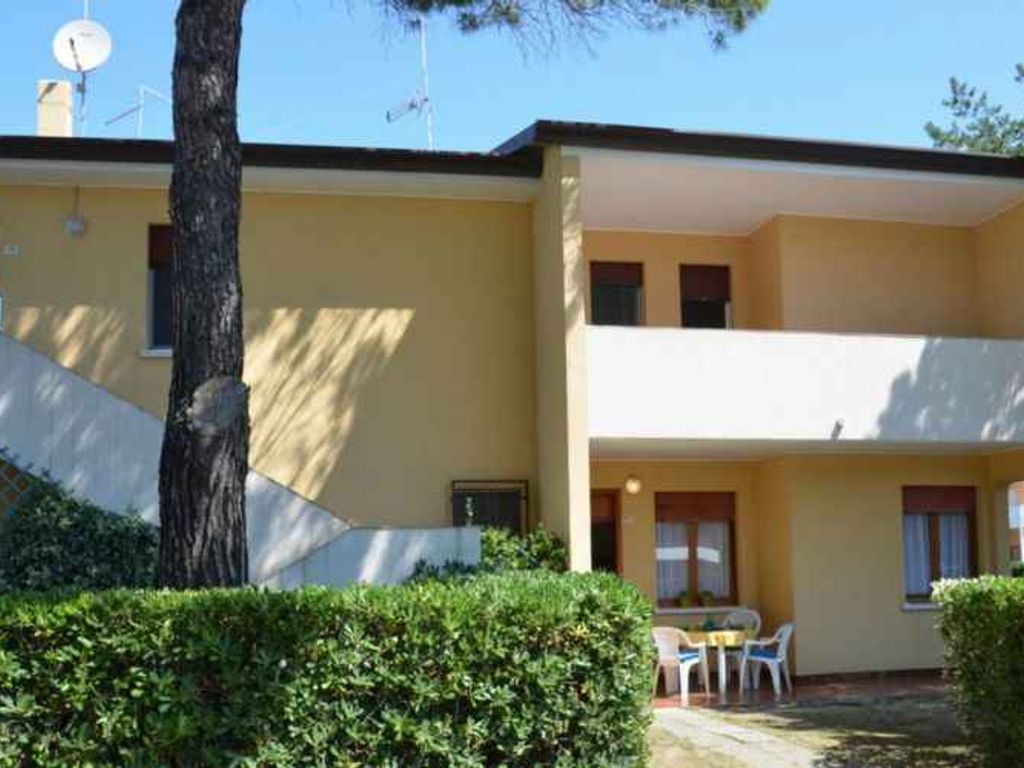 Ferienwohnung mit Klimaanlage und Balkon